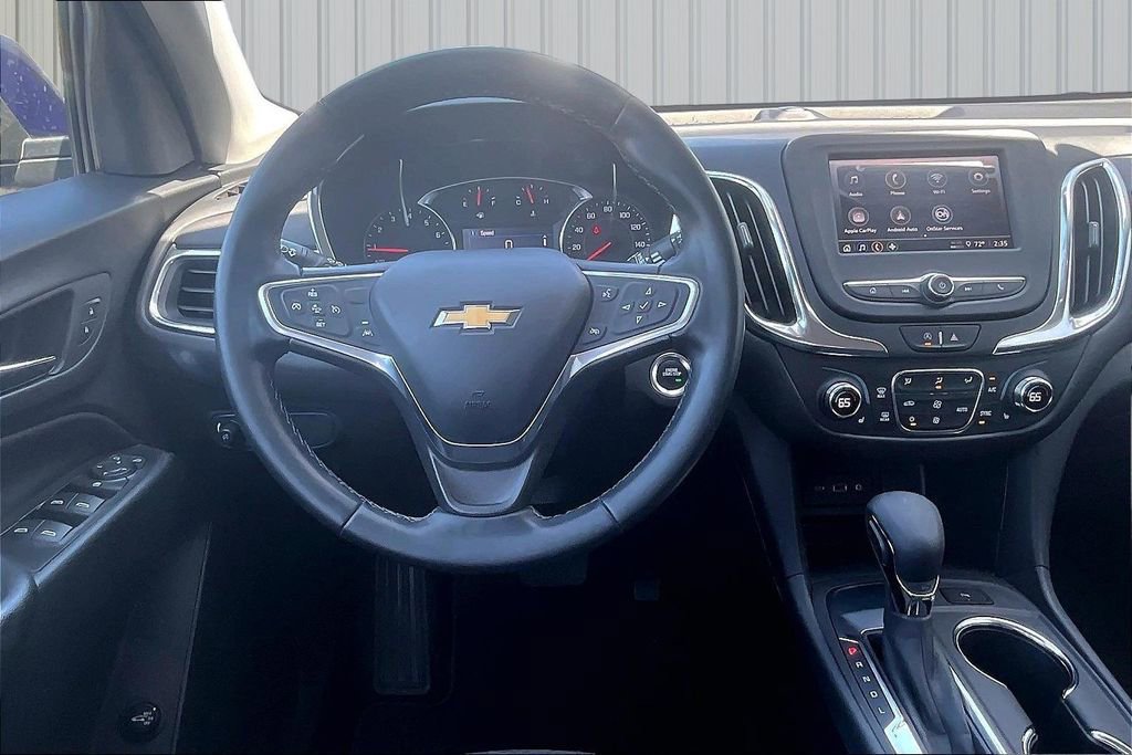 Used 2023 Chevrolet Equinox LT image 2