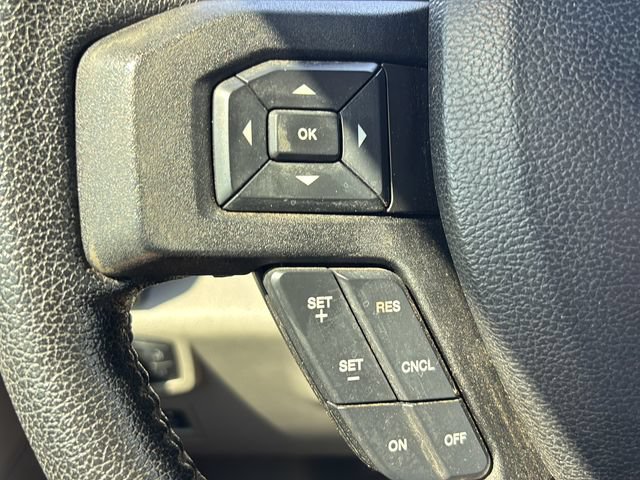 Used 2015 Ford F150 XLT w/ Equipment Group 302A Luxury AWD/4WD image 18