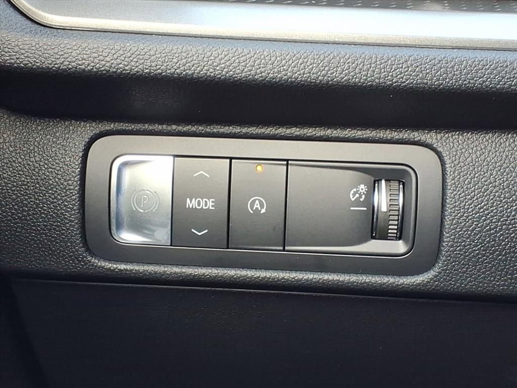 New 2026 Chevrolet Traverse LT w/ Sun and Wheel Package image 16