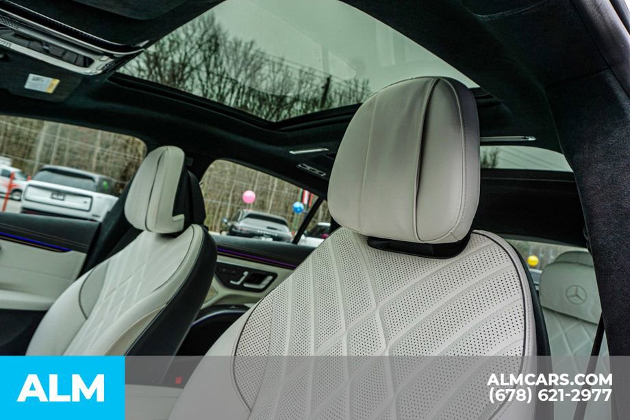 Used 2024 Mercedes-Benz EQS 580 4MATIC Sedan image 17