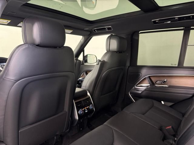 Used 2024 Land Rover Range Rover SE AWD/4WD image 22