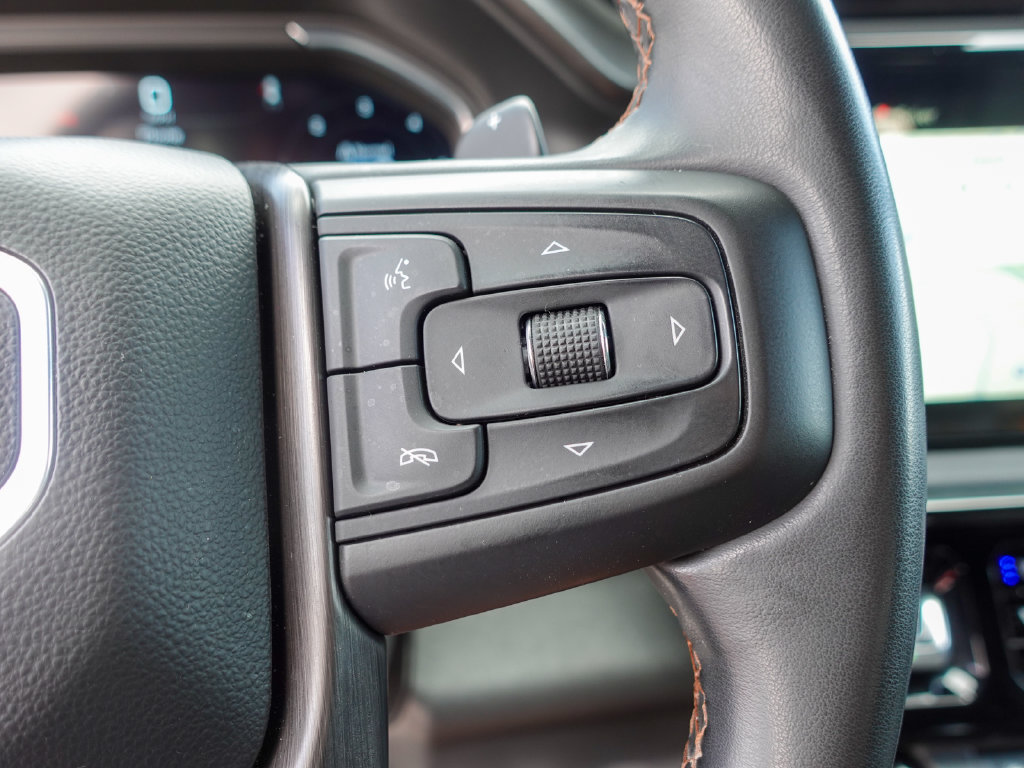 Used 2025 GMC Sierra 1500 AT4 w/ AT4 Premium Package AWD/4WD image 16
