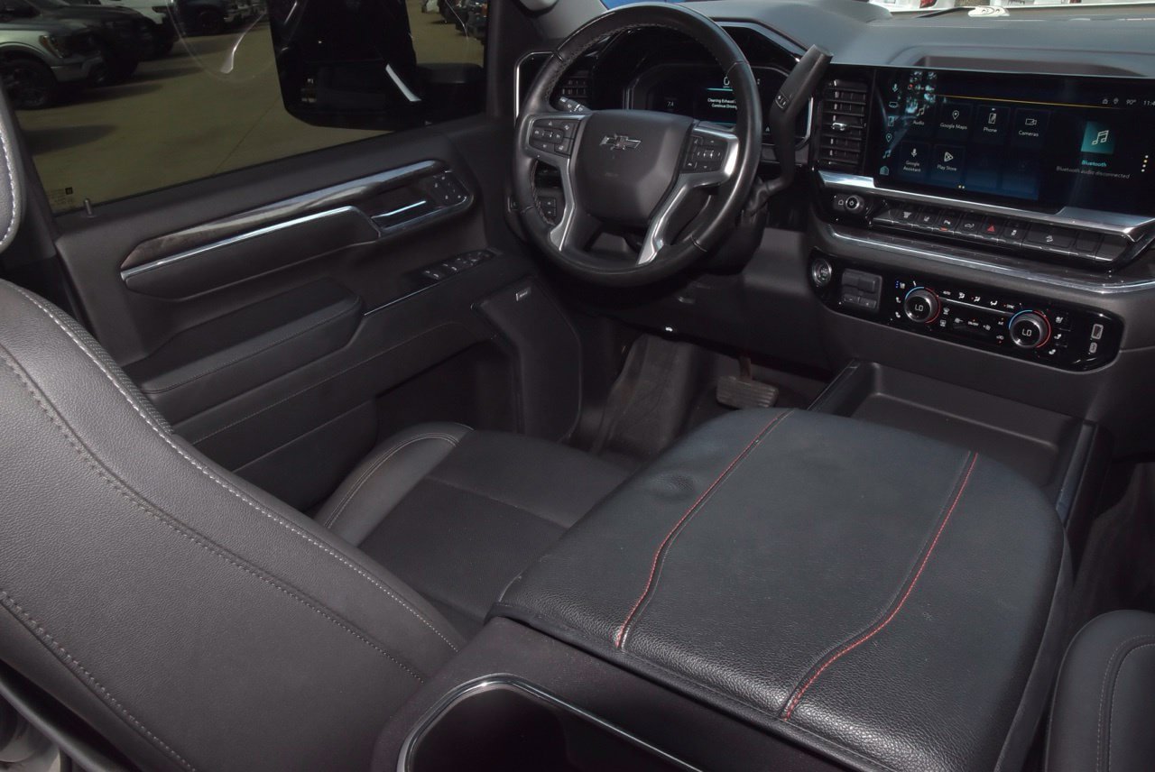 Used 2024 Chevrolet Silverado 2500 LTZ w/ LTZ Plus Package AWD/4WD image 15