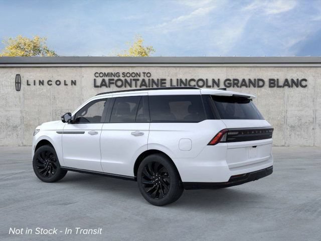 New 2026 Lincoln Navigator Reserve w/ Jet Appearance Package AWD/4WD image 4