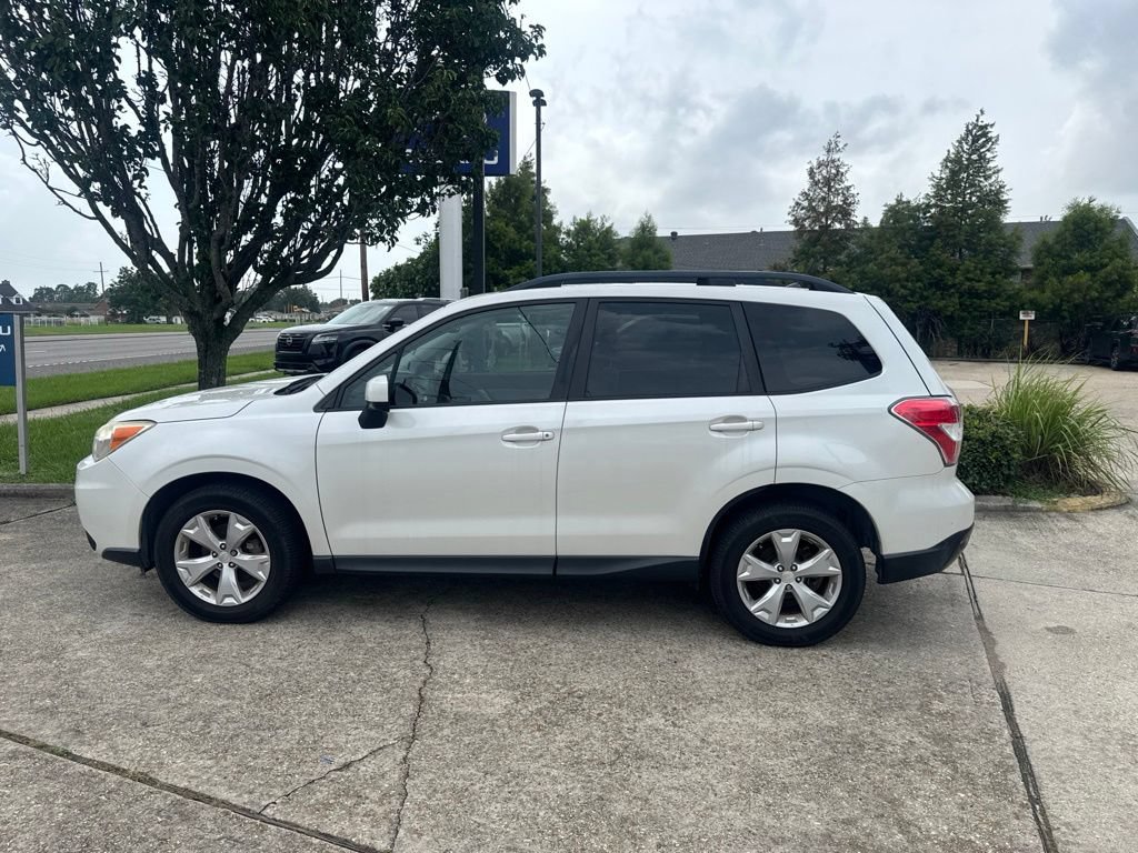 Used 2015 Subaru Forester 2.5i Premium w/ Popular Package #2 AWD/4WD image 4
