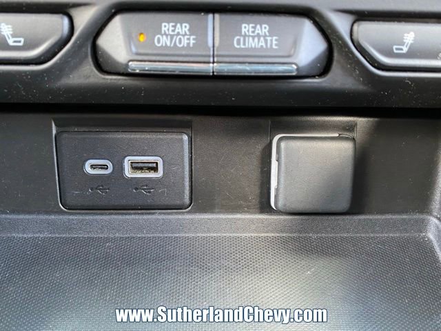Used 2023 Chevrolet Tahoe LT w/ Luxury Package AWD/4WD image 36