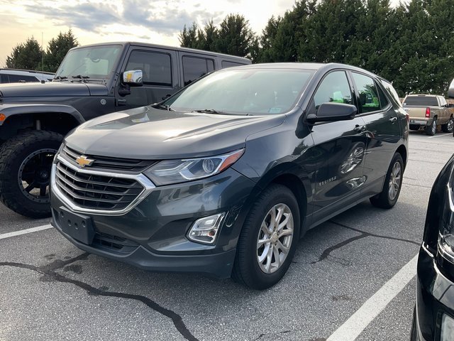 Used 2018 Chevrolet Equinox LS image 3