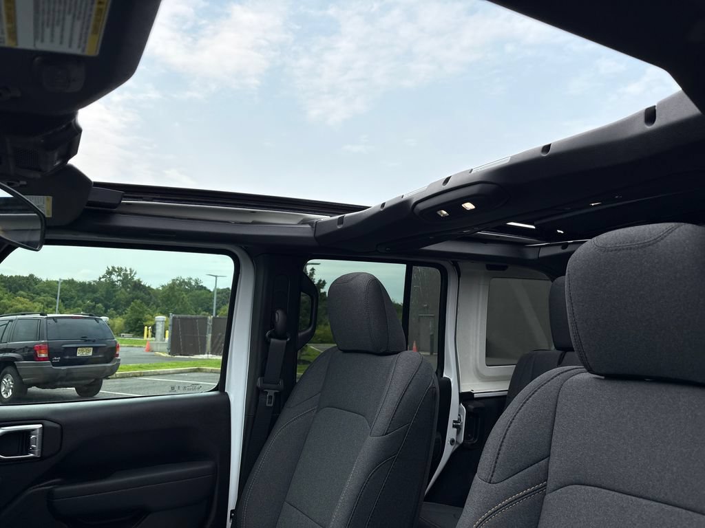 New 2026 Jeep Wrangler Unlimited Sport AWD/4WD image 7