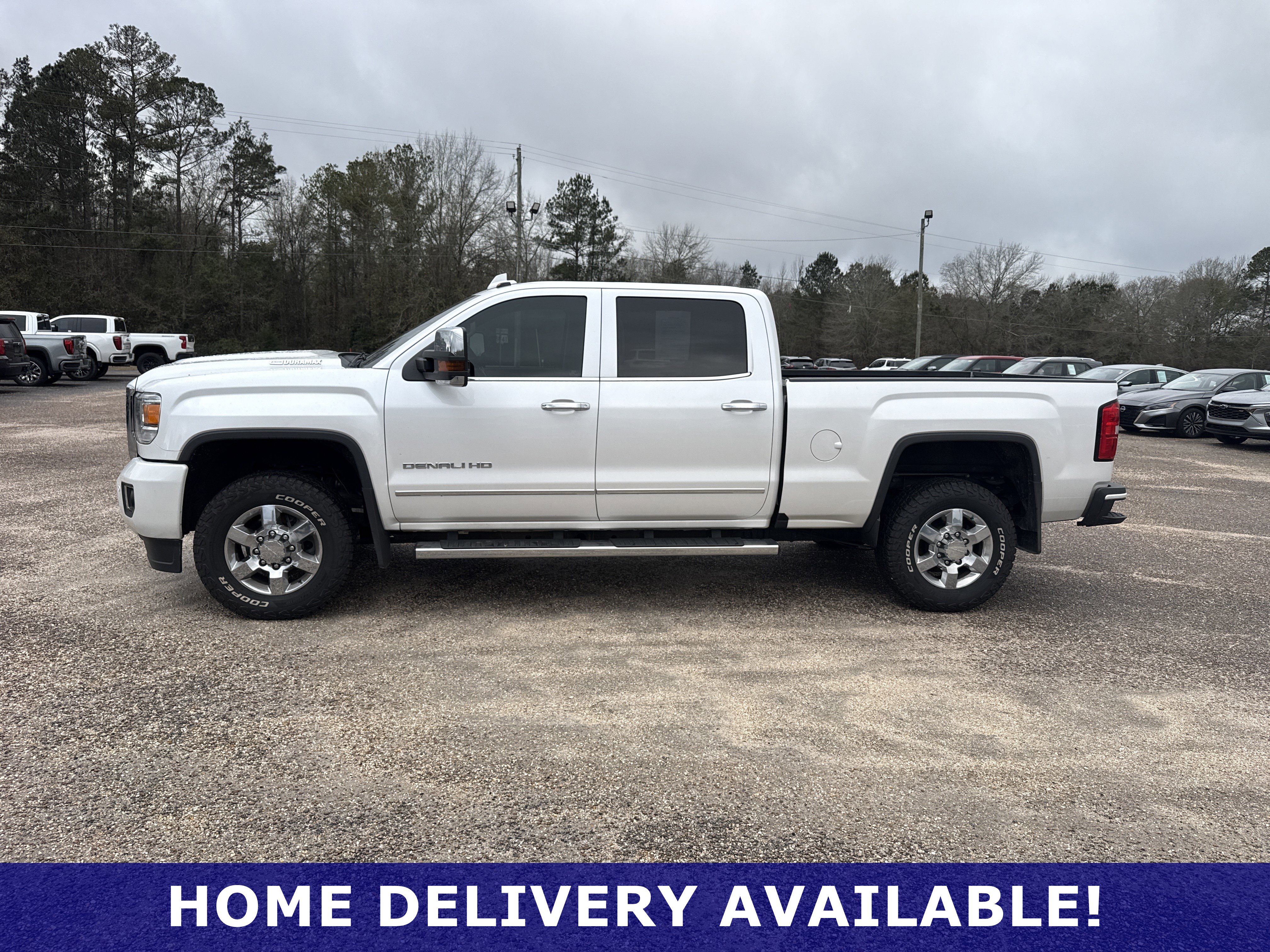Used 2019 GMC Sierra 3500 Denali w/ Duramax Plus Package image 11