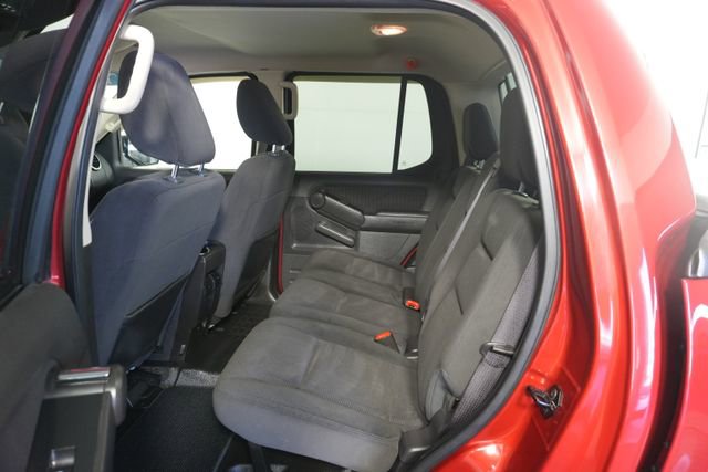 Used 2010 Ford Explorer Sport Trac XLT image 24