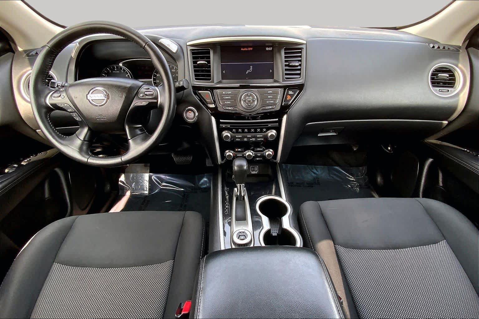 Used 2019 Nissan Pathfinder SV AWD/4WD image 15
