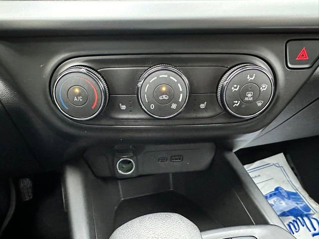 Used 2024 Chevrolet Trax LS w/ LS Convenience Package image 14