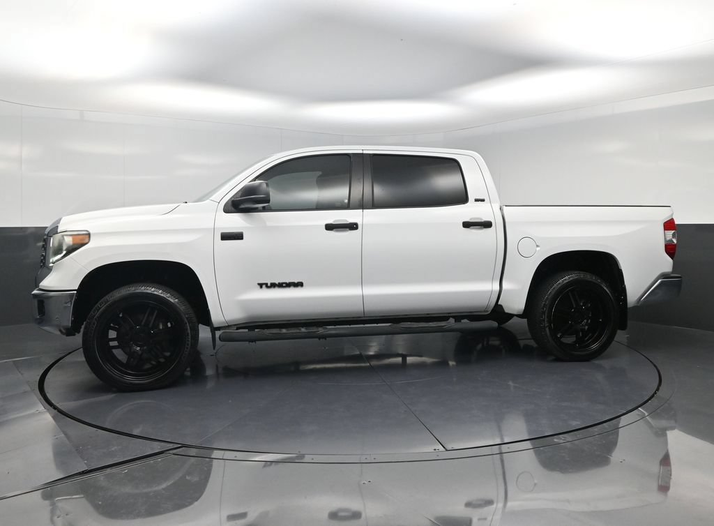 Used 2020 Toyota Tundra SR5 w/ SR5 Leather Package RWD image 3