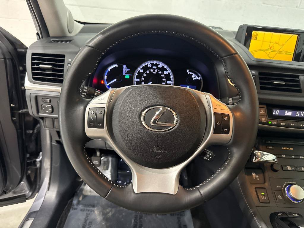 Used 2012 Lexus CT 200h Premium w/ Premium Audio Pkg FWD image 33