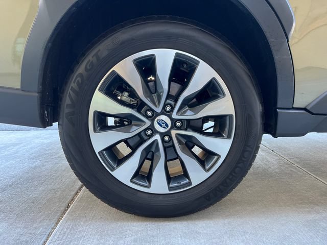 Used 2024 Subaru Outback Limited AWD/4WD image 13