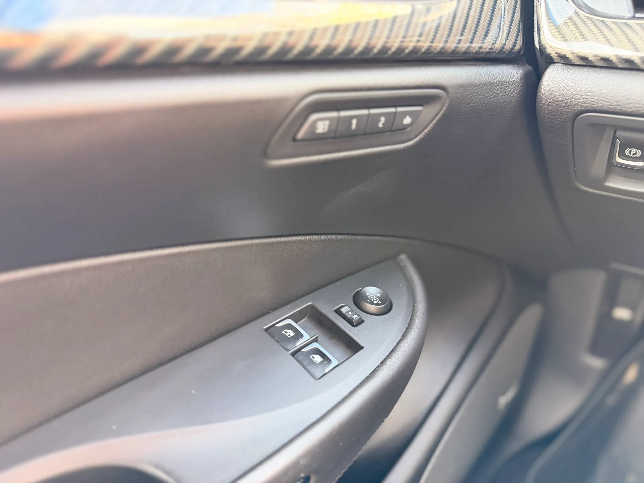 Used 2014 Cadillac ELR w/ Luxury Package FWD image 33
