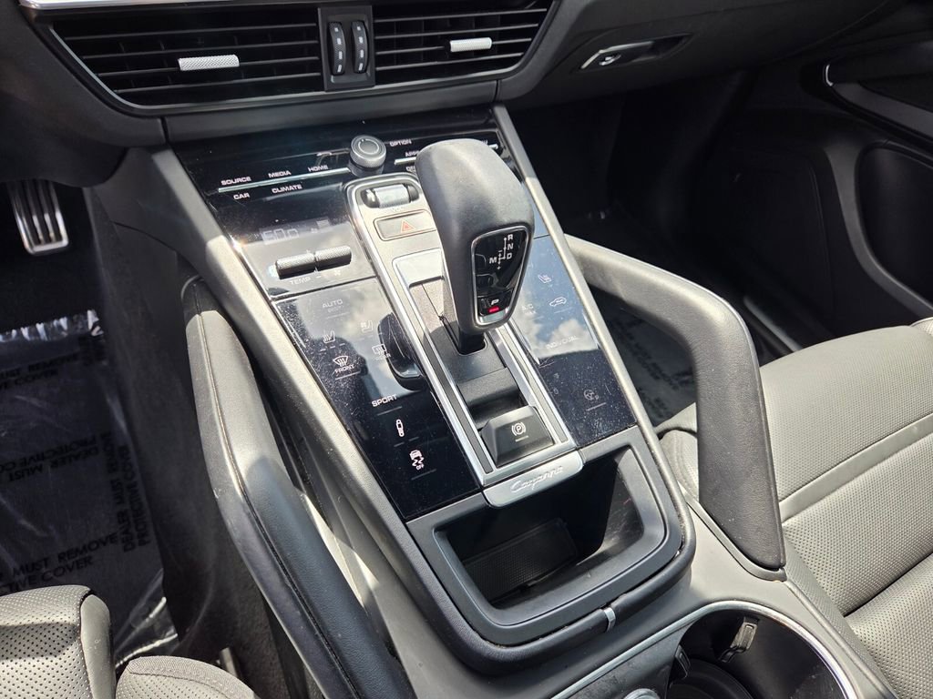 Used 2023 Porsche Cayenne S Platinum AWD/4WD image 24