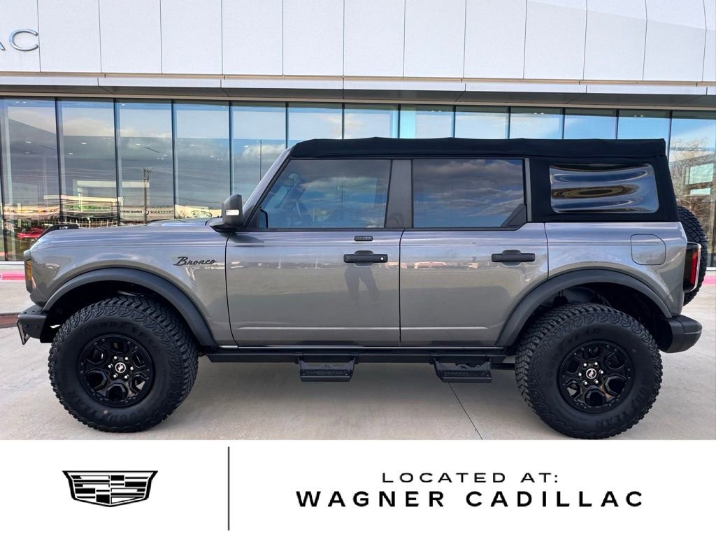 Used 2021 Ford Bronco Badlands image 2