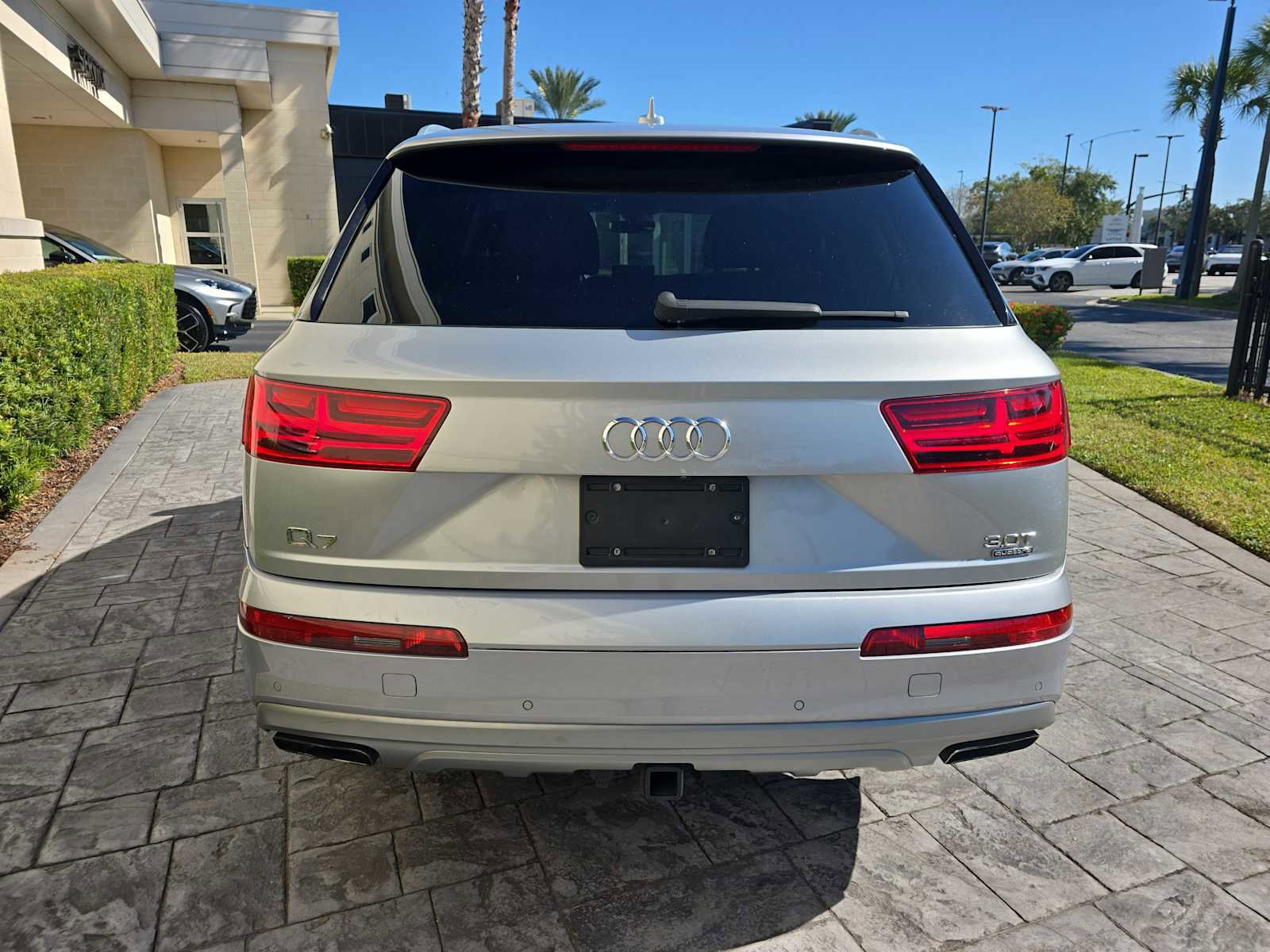 Used 2018 Audi Q7 3.0T Prestige w/ Prestige Package image 6