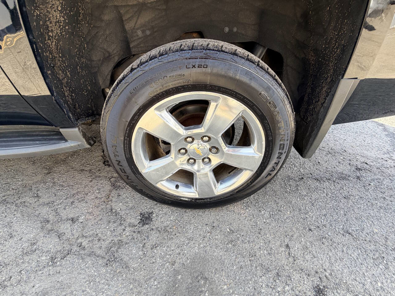 Used 2016 Chevrolet Suburban LT image 43