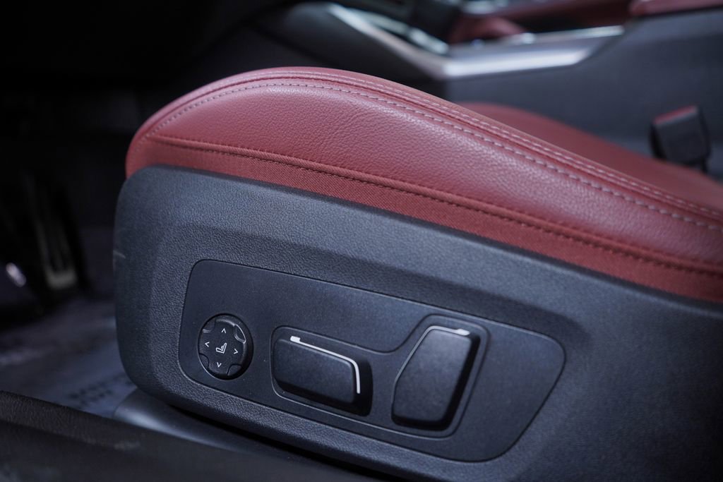 Used 2026 BMW 430i Coupe w/ M Sport Package image 17