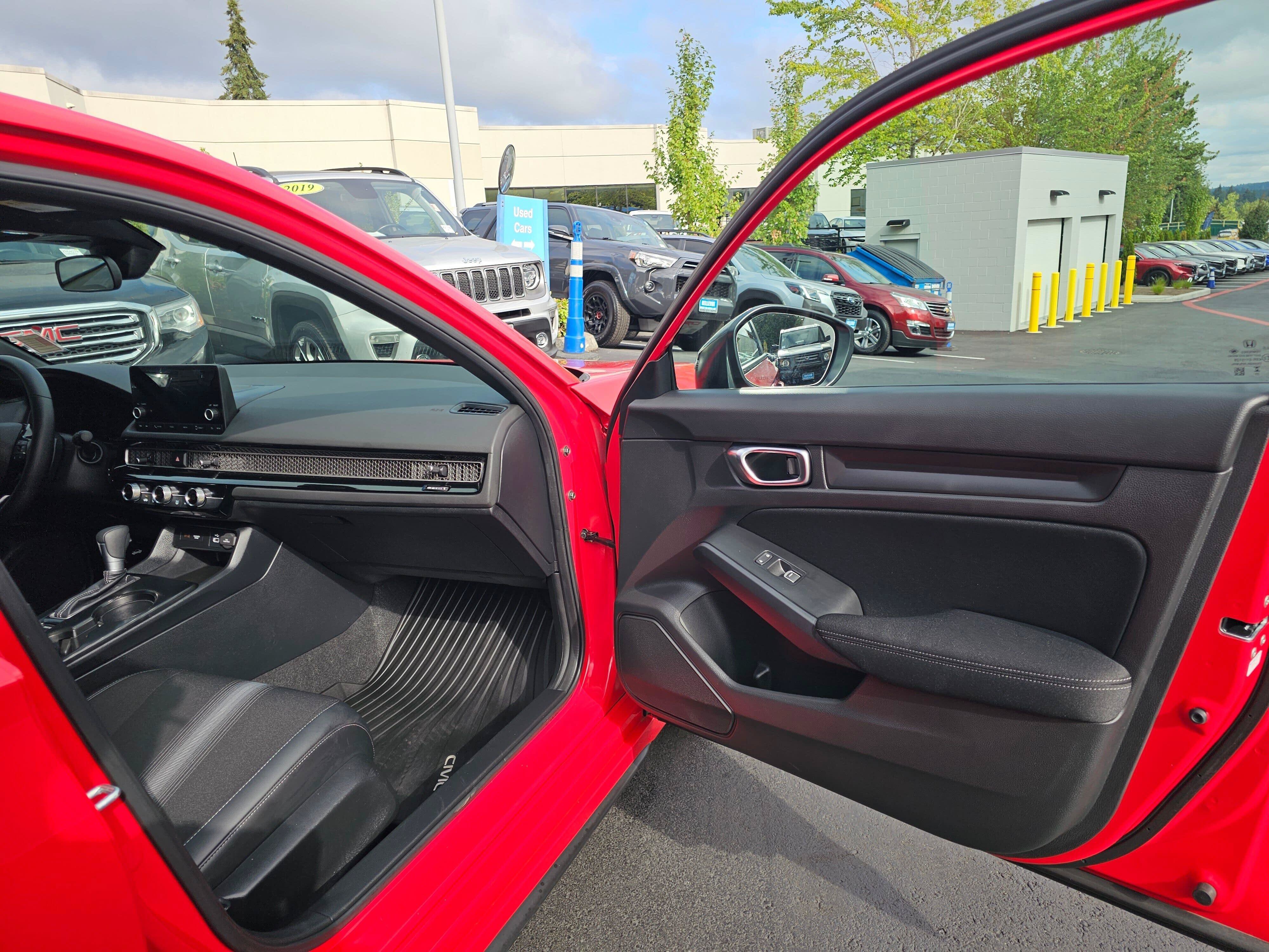 Used 2024 Honda Civic Sport image 12