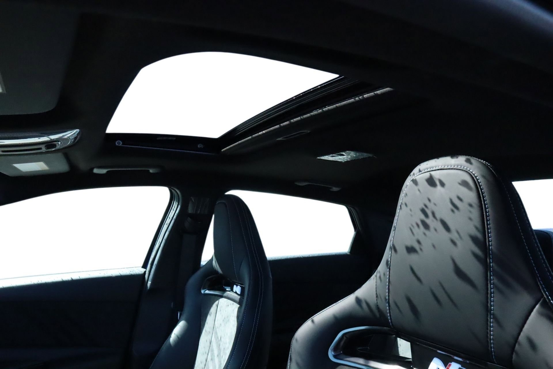 New 2025 Hyundai Elantra N Base image 24