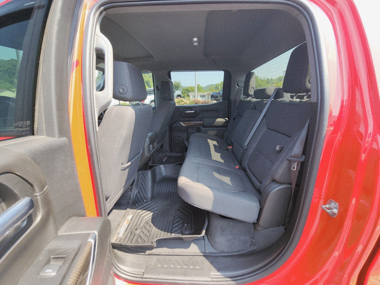 Used 2022 Chevrolet Silverado 1500 LT Trail Boss w/ Safety Package AWD/4WD image 20