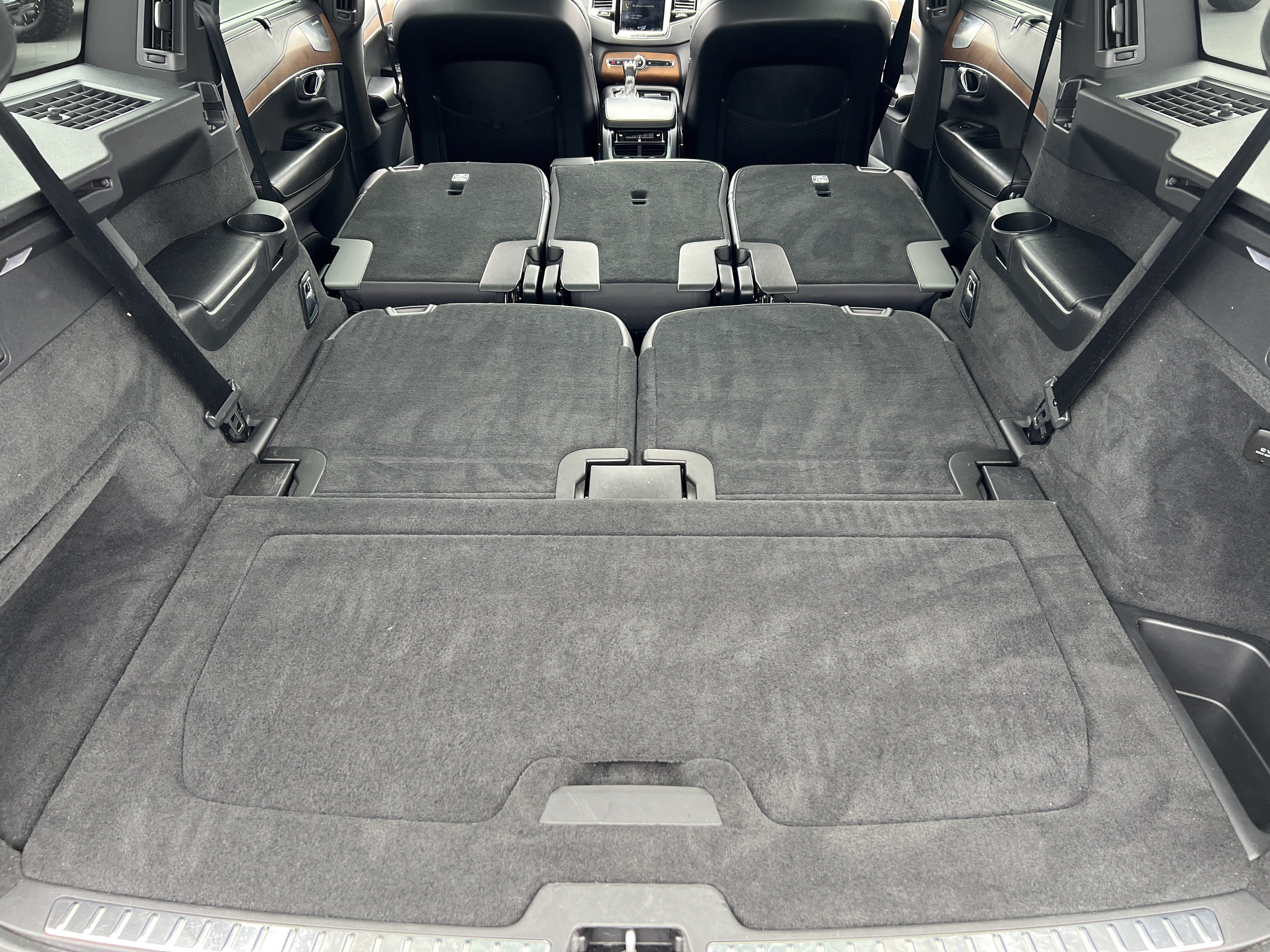 Used 2016 Volvo XC90 T6 Inscription w/ Vision Package AWD/4WD image 22