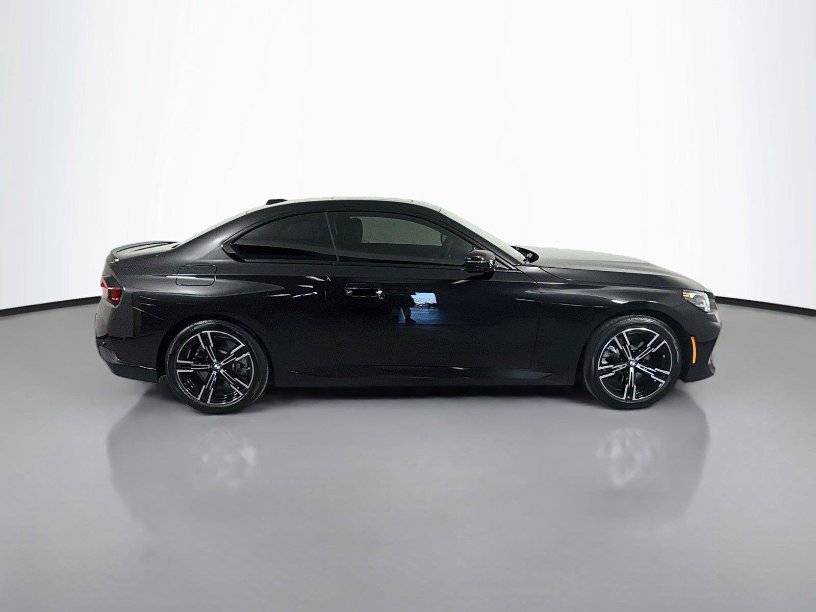 New 2026 BMW 230i xDrive Coupe w/ M Sport Package AWD/4WD image 4