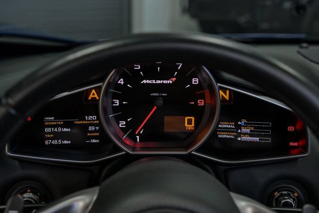 Used 2013 McLaren MP4-12C Spider RWD image 31