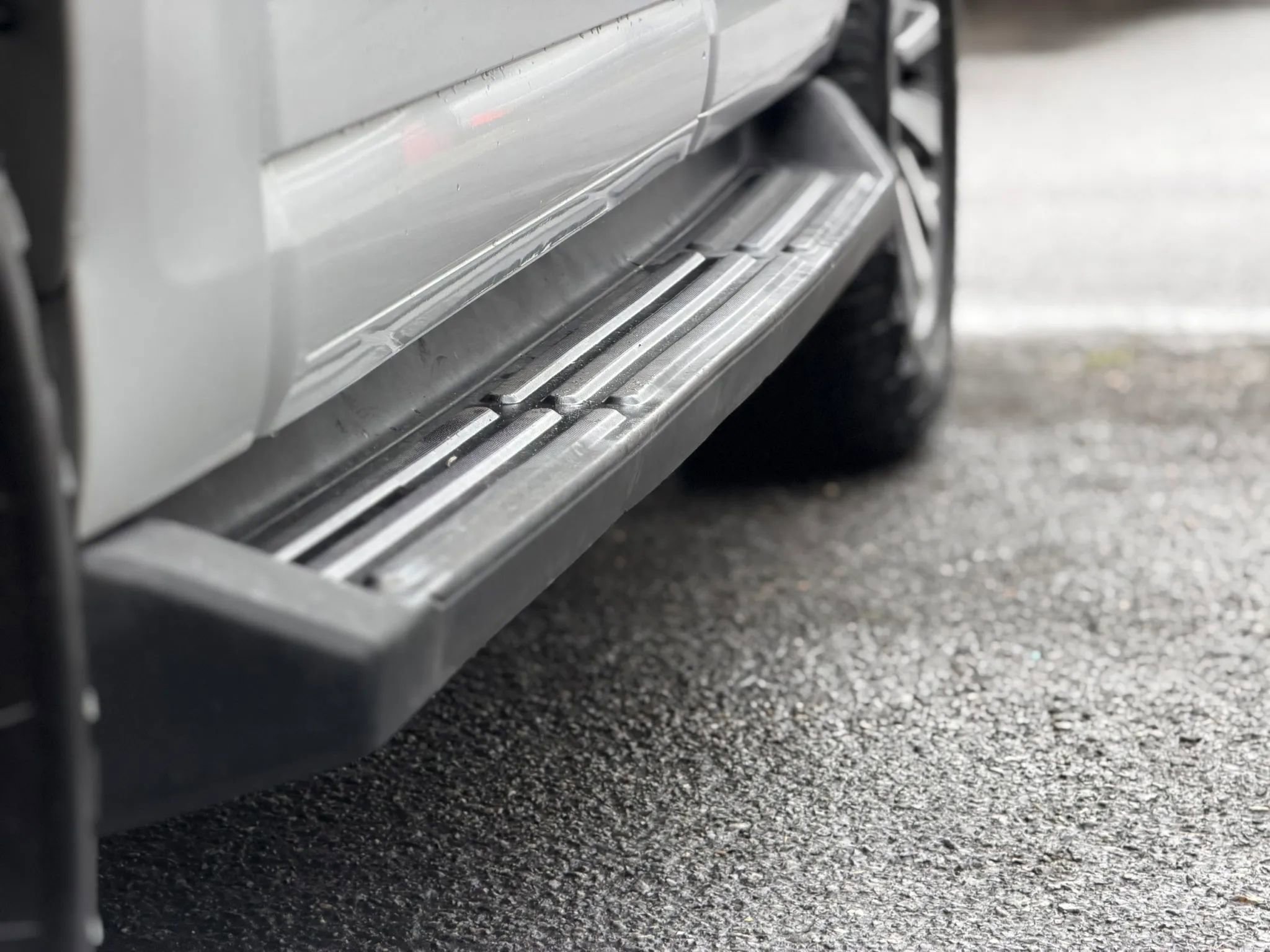 Used 2017 Ford Expedition XLT image 11