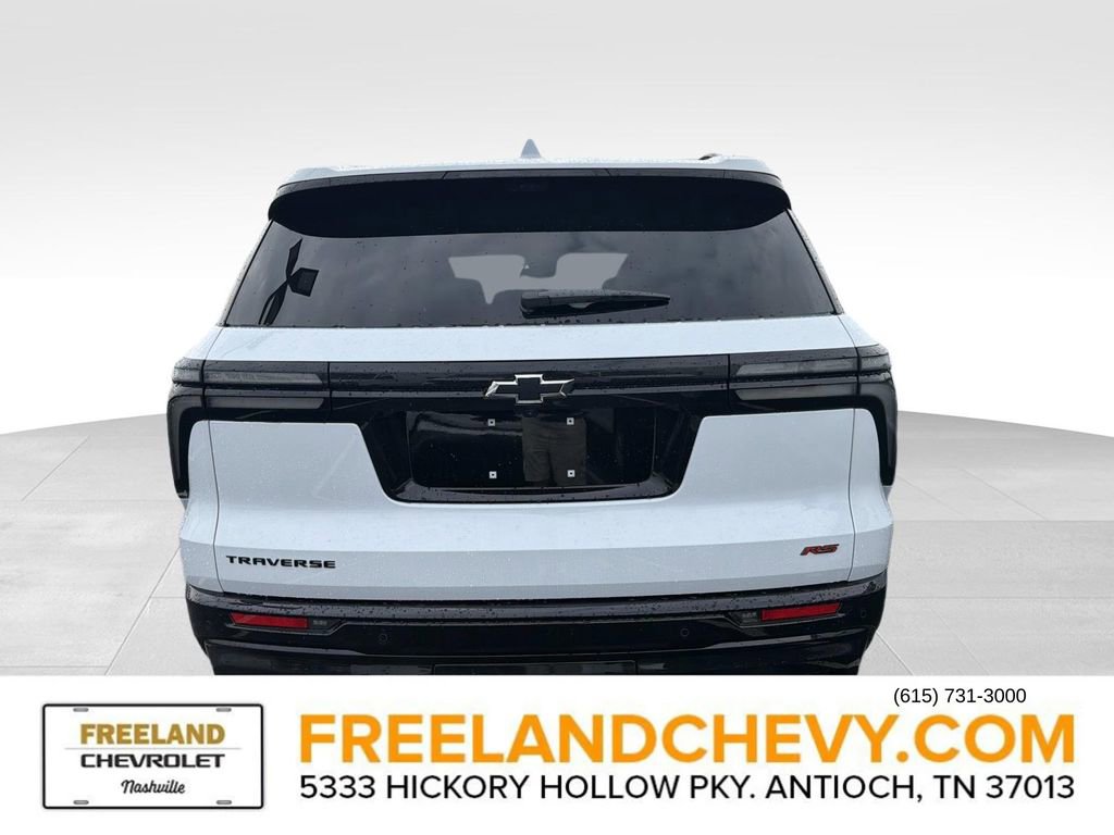 New 2026 Chevrolet Traverse RS image 3