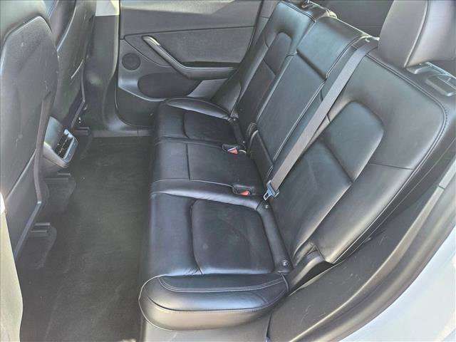 Used 2021 Tesla Model Y Long Range image 19