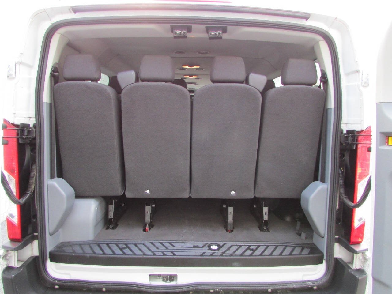 Used 2016 Ford Transit 350 XL RWD image 4