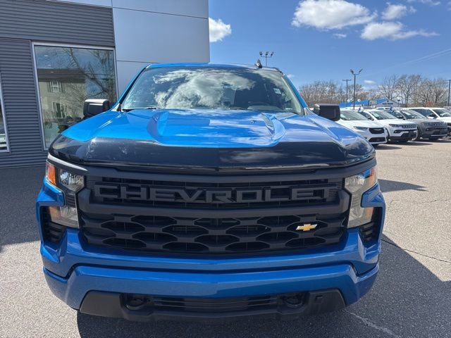 Used 2022 Chevrolet Silverado 1500 Custom image 3