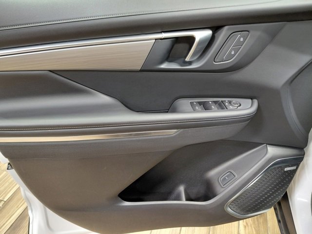 Used 2025 Buick Enclave Preferred image 41