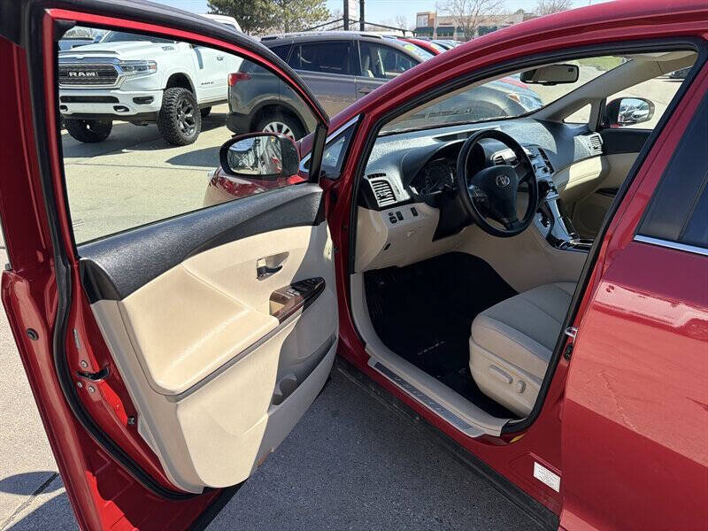 Used 2009 Toyota Venza FWD image 12