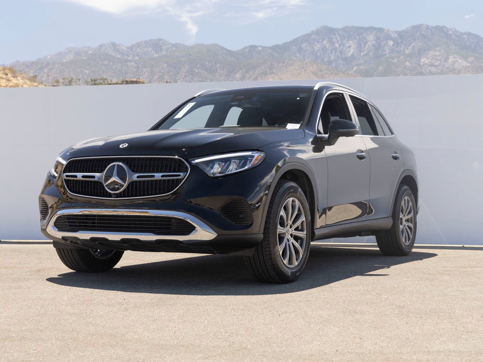 Certified 2026 Mercedes-Benz GLC 300 4MATIC image 1