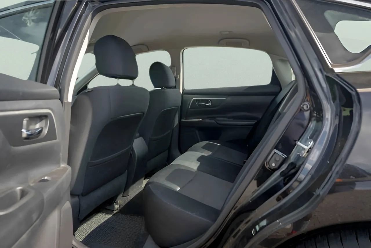 Used 2016 Nissan Altima 2.5 SR image 14