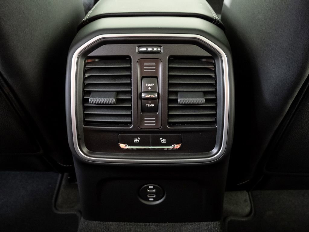 New 2026 Porsche Macan S image 21