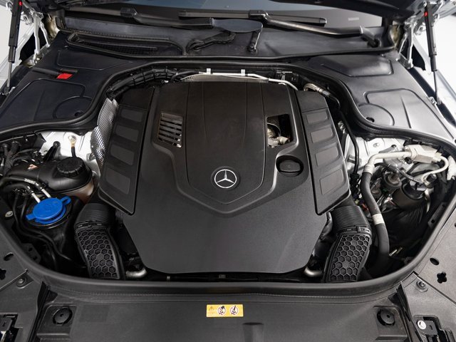 Used 2019 Mercedes-Benz S 560 Sedan w/ AMG Line Exterior image 34