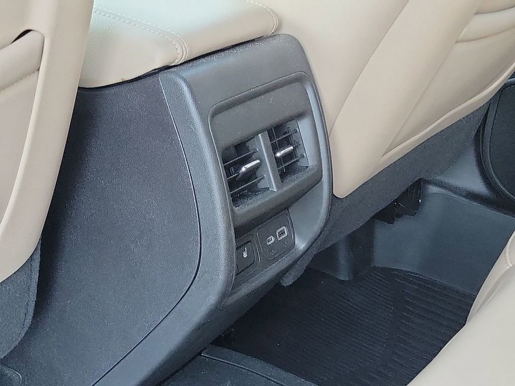 Used 2024 Cadillac XT4 Premium Luxury w/ Active Safety Package image 19