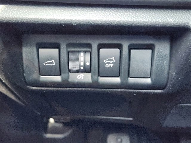 Used 2022 Subaru Outback Touring w/ Popular Package #2 image 23