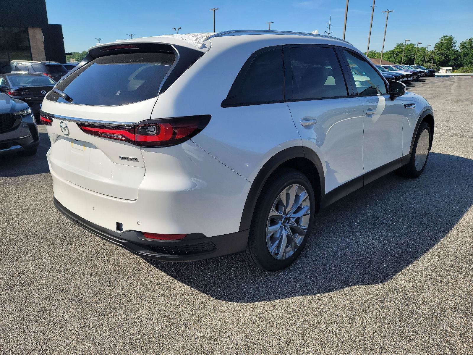 New 2026 MAZDA CX-90 3.3 Turbo w/ Preferred Package AWD/4WD image 7