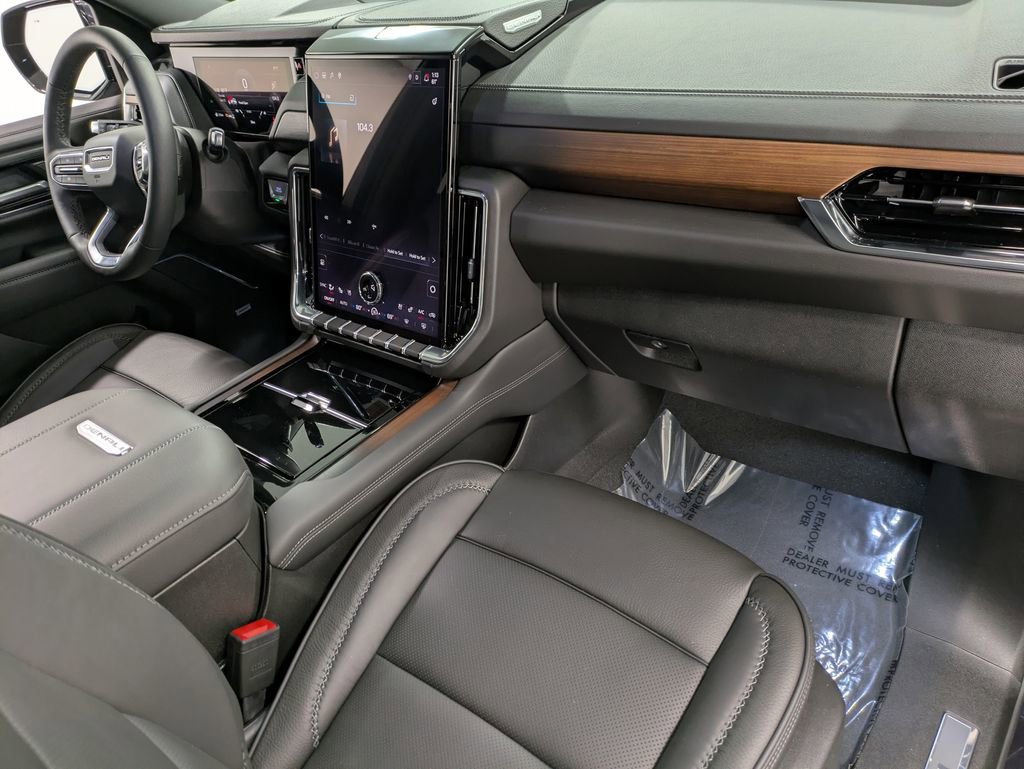 Used 2026 GMC Yukon XL Denali AWD/4WD image 30