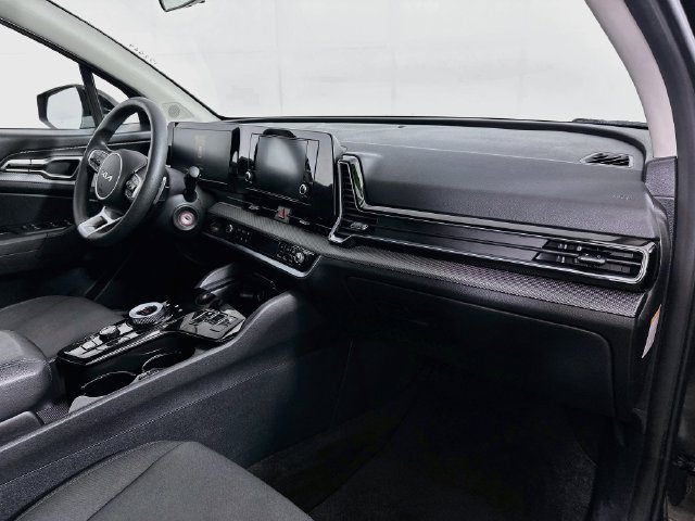 Used 2024 Kia Sportage LX AWD/4WD image 28
