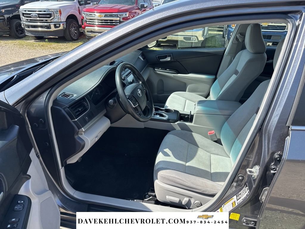 Used 2014 Toyota Camry LE FWD image 14