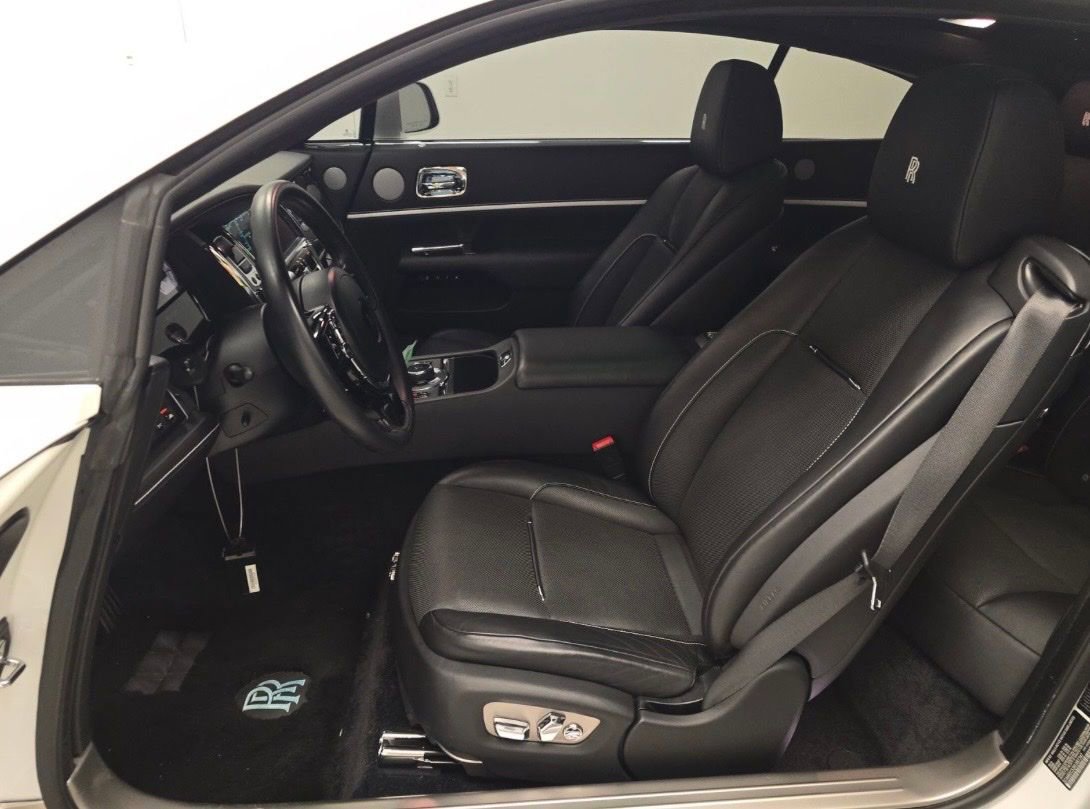 Used 2019 Rolls-Royce Wraith image 4