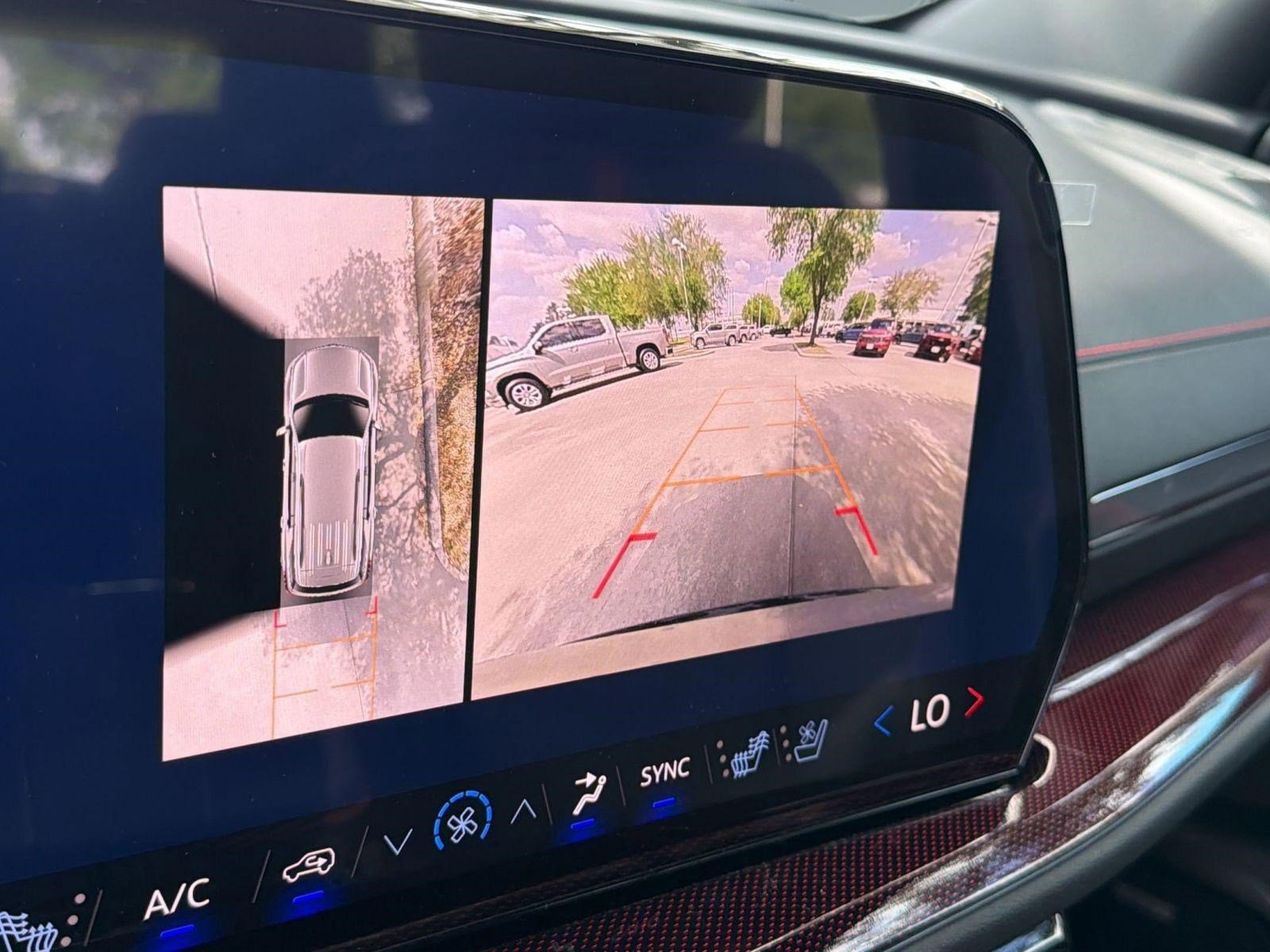 New 2026 Chevrolet Traverse RS FWD image 24